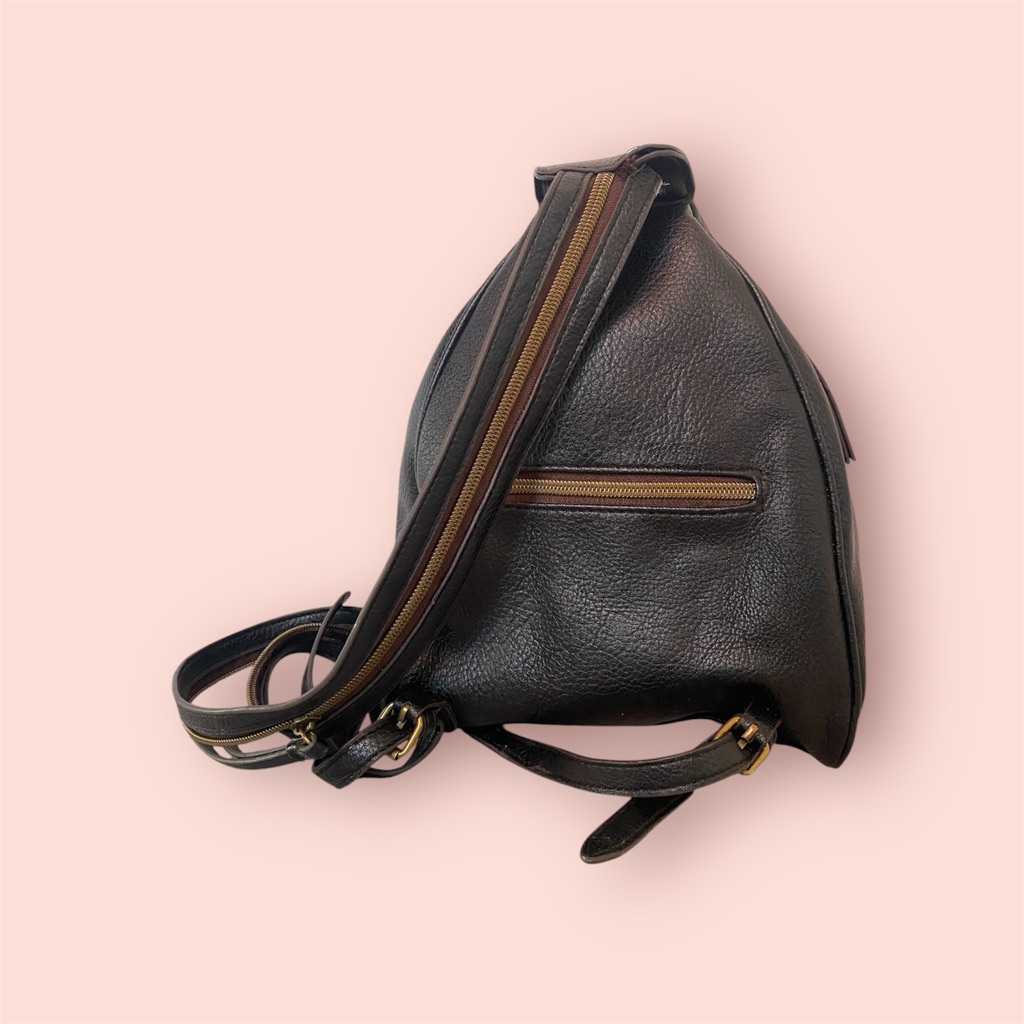 Black Backpack With Textured Leather And Diagonal Zipper